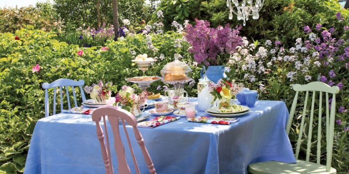 landscape-1459450178-mothers-day-tea-party-ideas