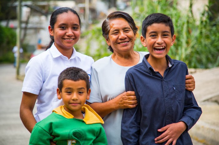 mexican-artist-family